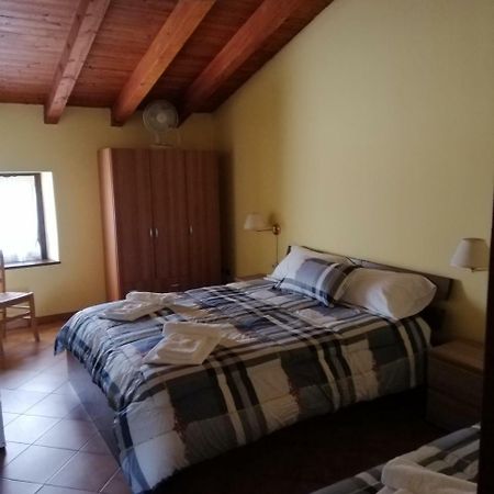 Agriturismo Licensì Del Bresà Villa Monzambano Esterno foto