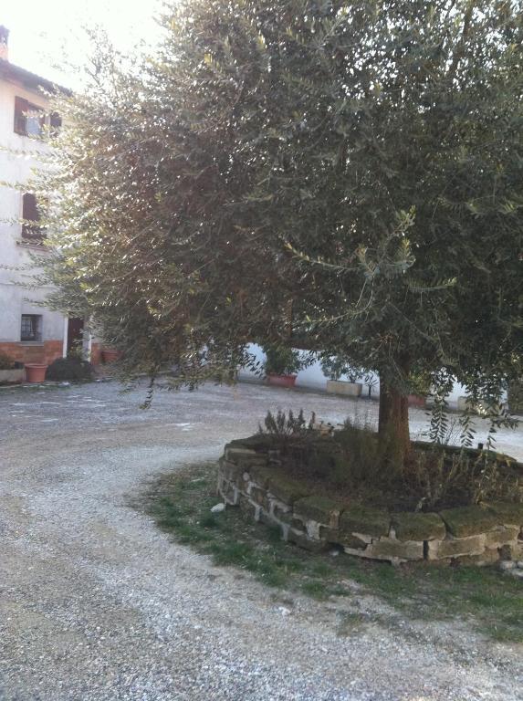Agriturismo Licensì Del Bresà Villa Monzambano Camera foto
